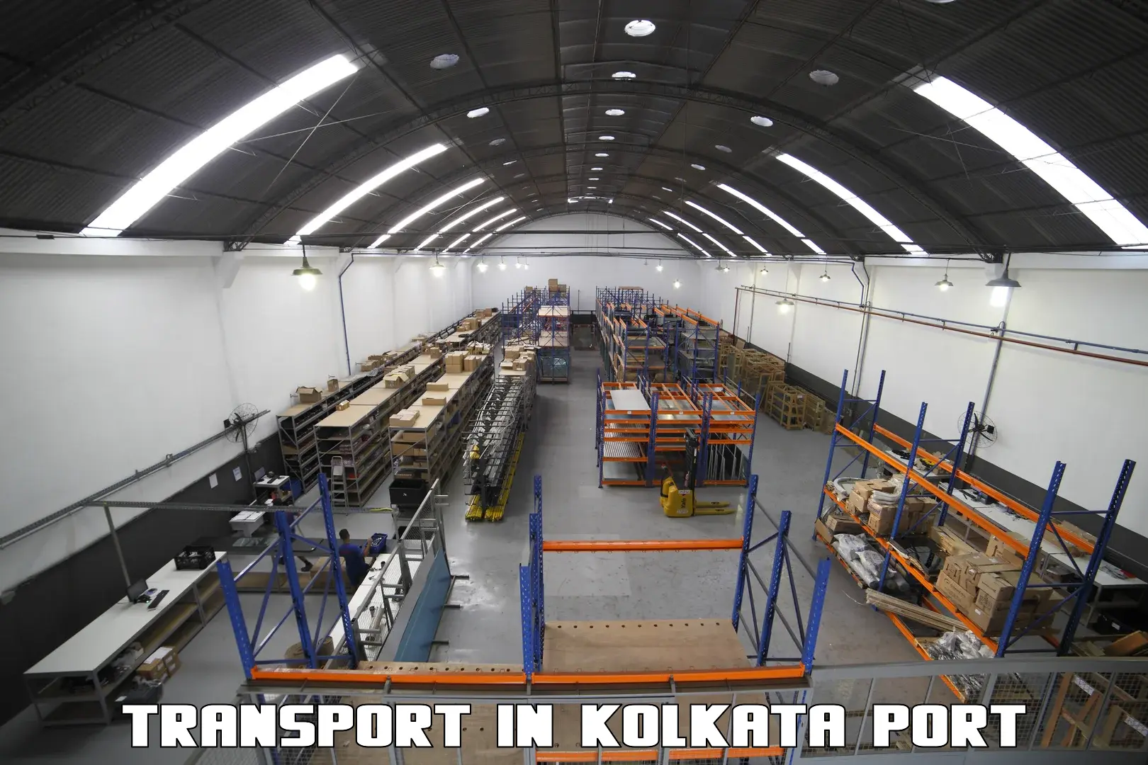 International cargo transportation services in Kolkata Port